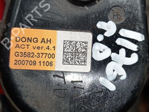 Right rear brake caliper HYUNDAI KONA (OS, OSE, OSI)  | BP17212575M106 