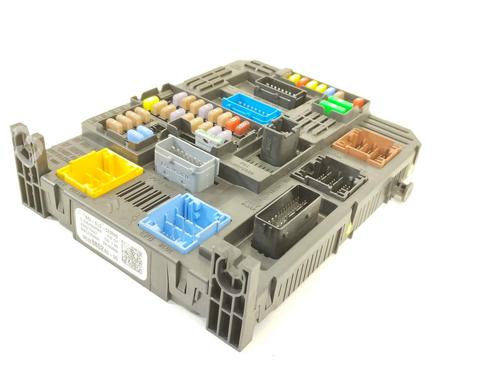 Used Fuse box Fuse box 12260004 12260004