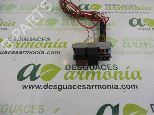 Used Fuse box Fuse box 4612354 4612354