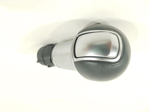 Gearknop Gearknop AUDI Q2 (GAB, GAG) 35 TFSI (150 hp) 33980834 33980834
