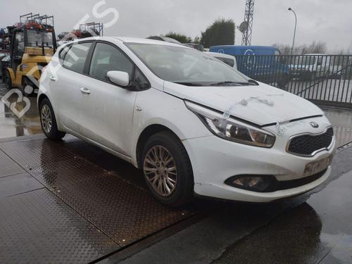 Fuse box KIA CEE'D (JD) 1.4 CVVT | BP29132415E1 - Image 10