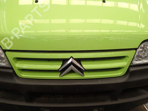 Used Grille Grille 37647066 37647066
