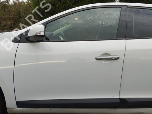 left-front-door-renault-megane-iii-hatchback-bz01_-b3_-2008-32998624 main image