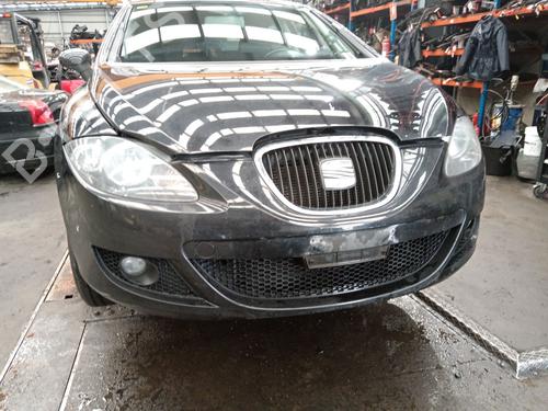 Used Front bumper SEAT LEON (1P1) 1.9 TDI (105 hp) 31973809