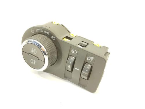 Used Headlight switch Headlight switch 11029871 11029871