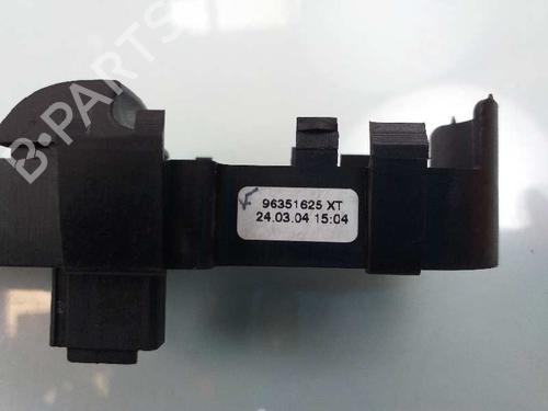 Right front window switch PEUGEOT 307 SW (3H)  | BP4846734I26 