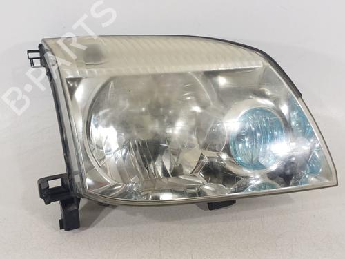 Used Right headlight NISSAN X-TRAIL I (T30) [2001-2013]  25900603