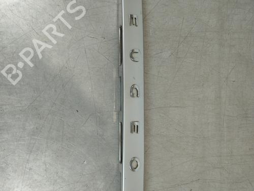 Used Tailgate handle PEUGEOT 308 SW I (4E_, 4H_) 2.0 HDi (140 hp) 9368200