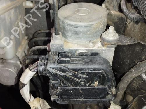 Used ABS pump FIAT GRANDE PUNTO (199_) 1.4 (199AXB11, 199AXB1A, 199BXB1A, 199AXL1A) (77 hp) 30392994