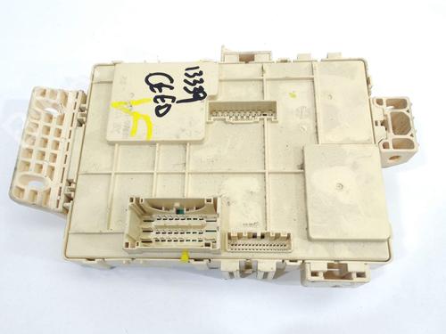 Fuse box KIA CEE'D (JD) 1.6 CRDi 136 | BP23444645E1 - Image 4