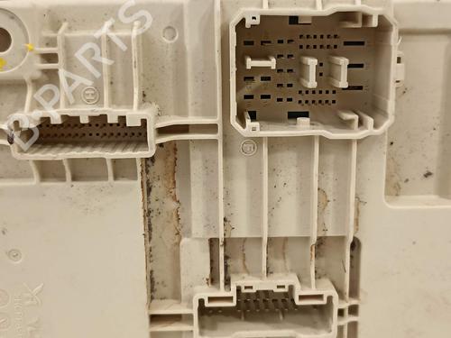 Fuse box KIA SORENTO IV (MQ4, MQ4A) 1.6 T-GDi Hybrid AWD | BP40100474E1 - Image 2