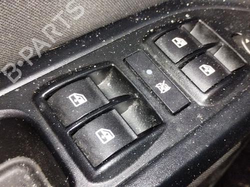 Used Left front window switch Left front window switch 38439899 38439899