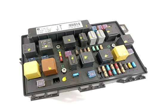 Used Fuse box Fuse box 20485489 20485489