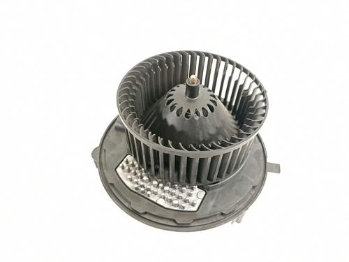 Used Heater blower motor VW GOLF VII (5G1, BQ1, BE1, BE2) 1.4 GTE Hybrid (204 hp) 19054522