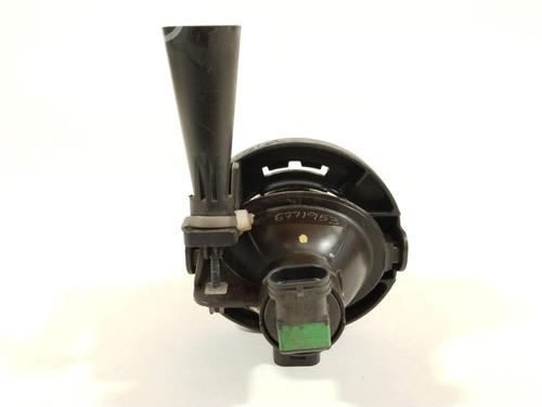 left-front-fog-light-lancia-thema-lx_-2011-2012-2013-2014-36989343 main image