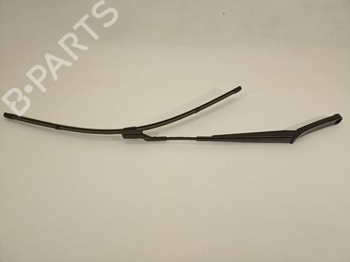 Used Front windshield wiper arm SEAT ARONA (KJ7, KJP) [2017-2025]  15859084