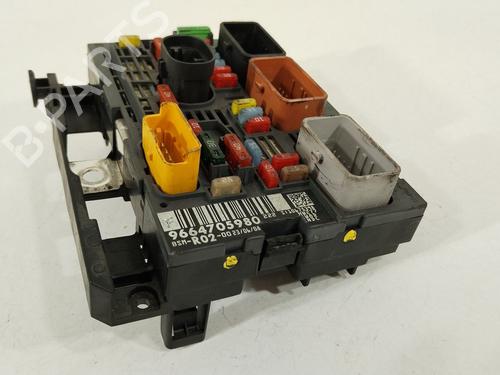 Fuse box CITROËN C5 III (RD_) 2.0 HDi (RDRHD8, RDRHDJ, RDRHR8, RDRHRJ) | BP33120425E1 - Image 3