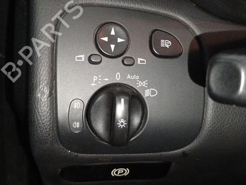 Used Headlight switch MERCEDES-BENZ C-CLASS (W203) C 180 Kompressor (203.046) (143 hp) 31291382
