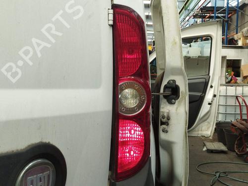 right-taillight-fiat-doblo-cargo-263_-2010-37152293 main image