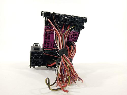 Fuse box SEAT ARONA (KJ7, KJP) 1.0 TSI | BP25790422E1 - Image 2