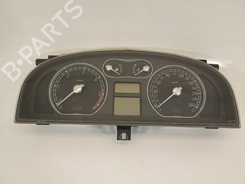 Used Instrument cluster RENAULT LAGUNA II Grandtour (KG0/1_) [2001-2007]  12602549