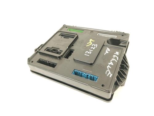 Fuse box RENAULT MEGANE III Hatchback (BZ0/1_, B3_) | BP30831056E1 - Image 2