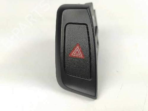 Used Warning switch Warning switch AUDI A4 B8 Avant (8K5) [2007-2017] 7113807 7113807