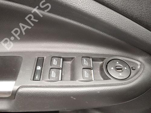 Used Left front window switch Left front window switch FORD KUGA II (DM2) 2.0 TDCi (120 hp) 36017193 36017193