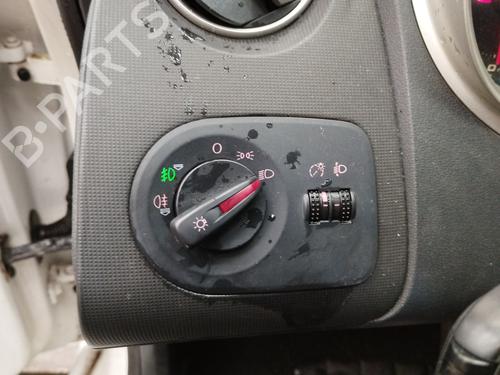 Used Headlight switch SEAT IBIZA IV SC (6J1, 6P5) 1.9 TDI (105 hp) 28213803