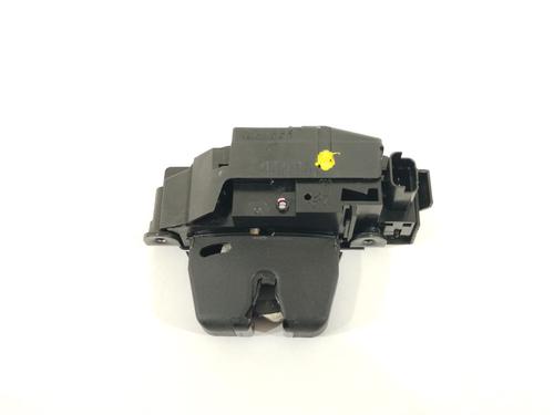 Used Tailgate lock CITROËN C4 Grand Picasso II (DA_, DE_) 1.2 THP 130 (130 hp) 29451934