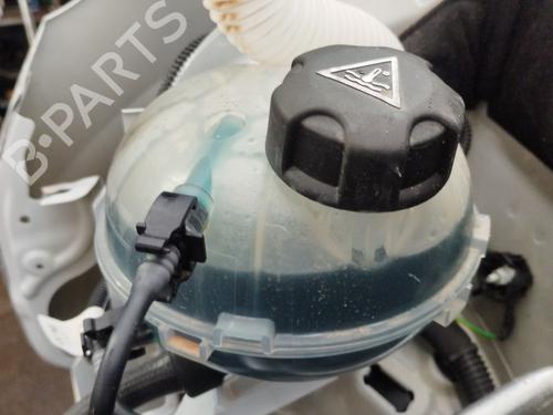 Used Expansion tank Expansion tank PEUGEOT TRAVELLER Bus (V_) 2.0 BlueHDi 145 (144 hp) 33336836 33336836