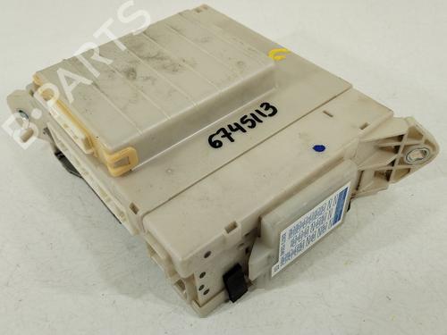 Used Fuse box Fuse box LEXUS IS II (_E2_) 220d (ALE20) (177 hp) 33399278 33399278