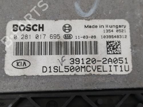 Engine control unit (ECU) KIA SPORTAGE III (SL)  | BP12529556M57 