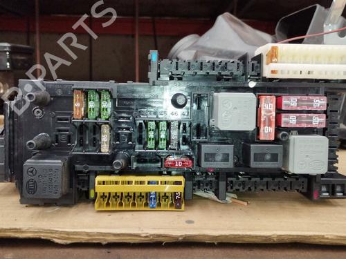 Used Fuse box Fuse box MERCEDES-BENZ C-CLASS (W204) C 220 CDI (204.002) (170 hp) 35898619 35898619