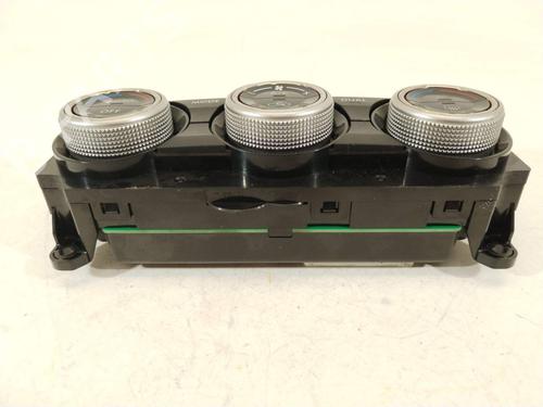 Climate control SUBARU FORESTER (SJ_) 2.0 D AWD (SJD) | BP32471627I5 - Image 2