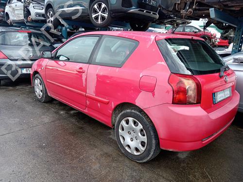 Brugte TOYOTA COROLLA (_E12_) 2.0 D-4D (CDE120R, CDE120L_) 4783688