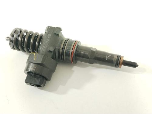 injector-audi-a3-8l1-1996-1997-1998-1999-2000-2001-2002-2003-2004-2005-2006-29502754 main image