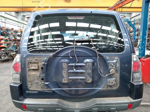 Used Tailgate MITSUBISHI PAJERO IV (V8_W, V9_W) 3.2 DI-D (V88W, V98W) (160 hp) 17872566