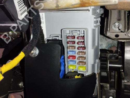 fuse-box-fiat-500-312_-2007-36421574 main image