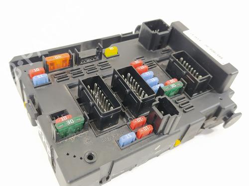 Used Fuse box PEUGEOT 206 Hatchback (2A/C) [1998-2012]  9768921