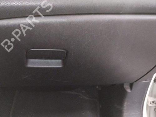 glove-box-mitsubishi-asx-ga_w_-2009-38458336 main image