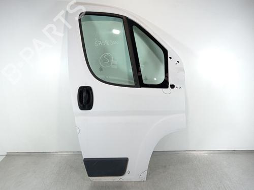 Used Right front door FIAT DUCATO Van (250_) 130 Multijet 2,3 D 4x4 (131 hp) 28599243