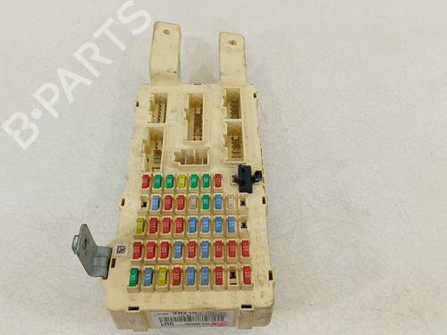 Used Fuse box Fuse box HYUNDAI SANTA FÉ II (CM) 2.2 CRDi (155 hp) 26025812 26025812
