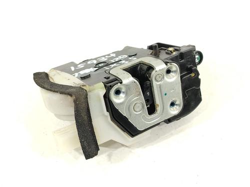 Used Rear left lock HYUNDAI ix35 (LM, EL, ELH) 1.7 CRDi (116 hp) 31800807