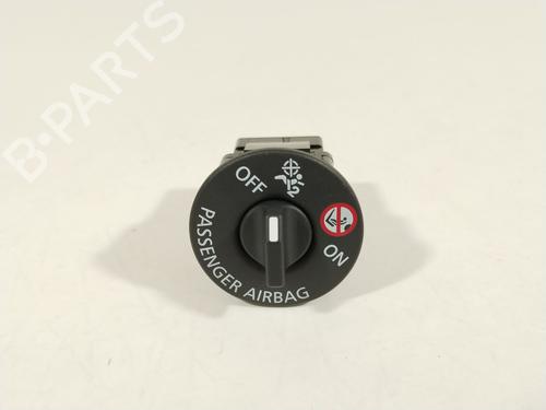 switch-dacia-sandero-iii-2021-36499441 main image