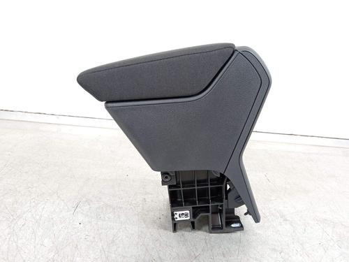 Used Armrest / Center console Armrest / Center console SEAT ARONA (KJ7, KJP) 1.0 TSI (116 hp) 33243772 33243772