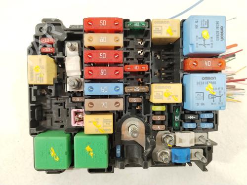Used Fuse box PEUGEOT 308 II (LB_, LP_, LW_, LH_, L3_) 1.6 THP 125 (125 hp) 32492261