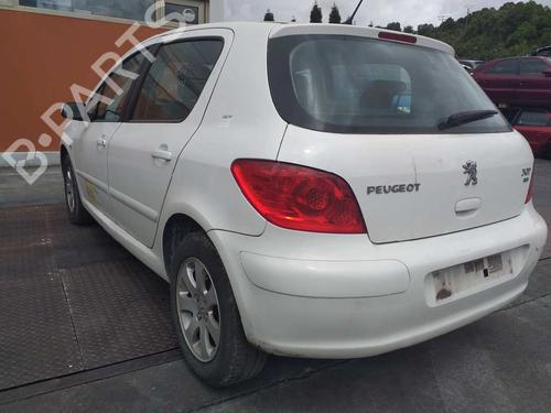 Fuse box PEUGEOT 307 (3A/C) 1.6 HDi | BP10553979E1 