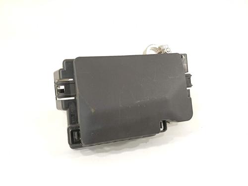 Used Fuse box Fuse box 18242674 18242674