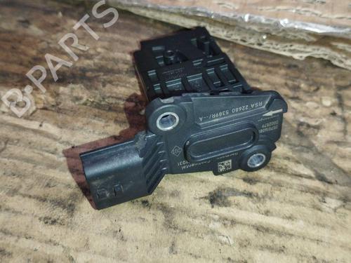 Used Mass air flow sensor Mass air flow sensor RENAULT MEGANE IV Hatchback (B9A/M/N_) 1.5 dCi 90 (B9A1) (90 hp) 40085363 40085363